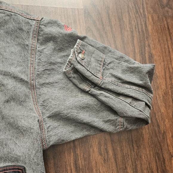 Vintage Rocawear Y2K Jean Jacket Denim size  HIP HOP RAP Urban - Picture 3 of 14